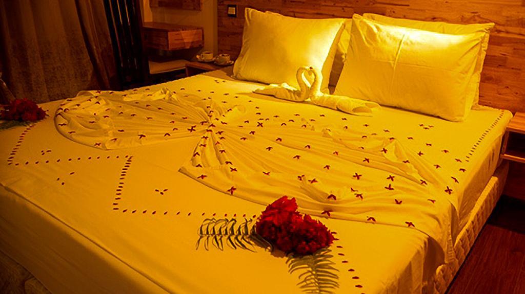 Hotel Narnia Maldives Maafushi Esterno foto
